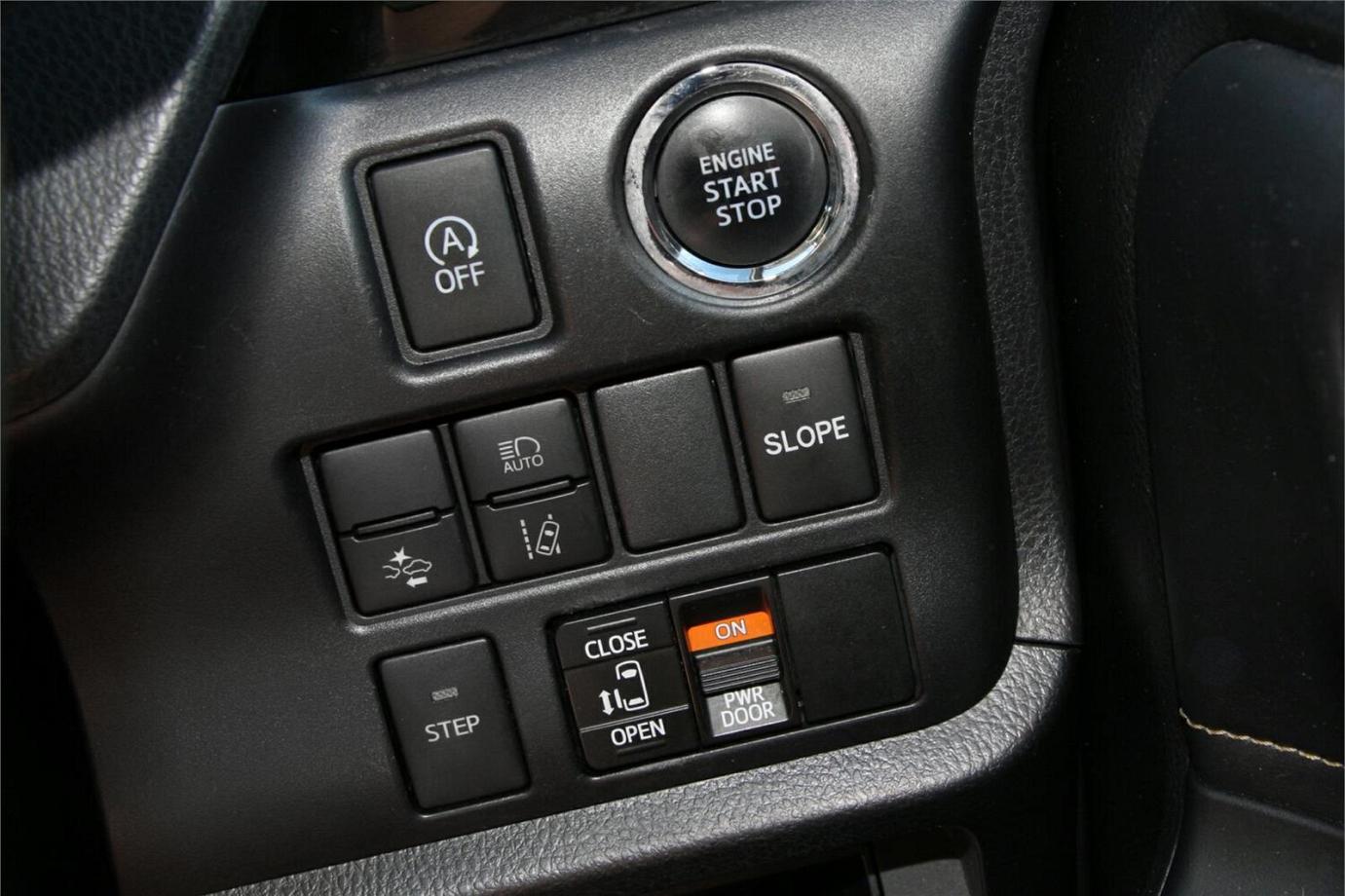 2017 Toyota Esquire Xi (welcab)-8 2017 Toyota Esquire Xi (welcab)-8