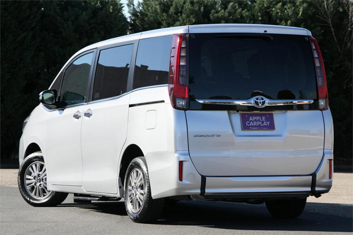 2017 Toyota Esquire Xi (welcab)-8 2017 Toyota Esquire Xi (welcab)-8