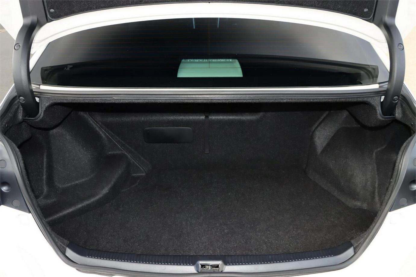2014 Toyota Sai S C Package (hybrid)-16