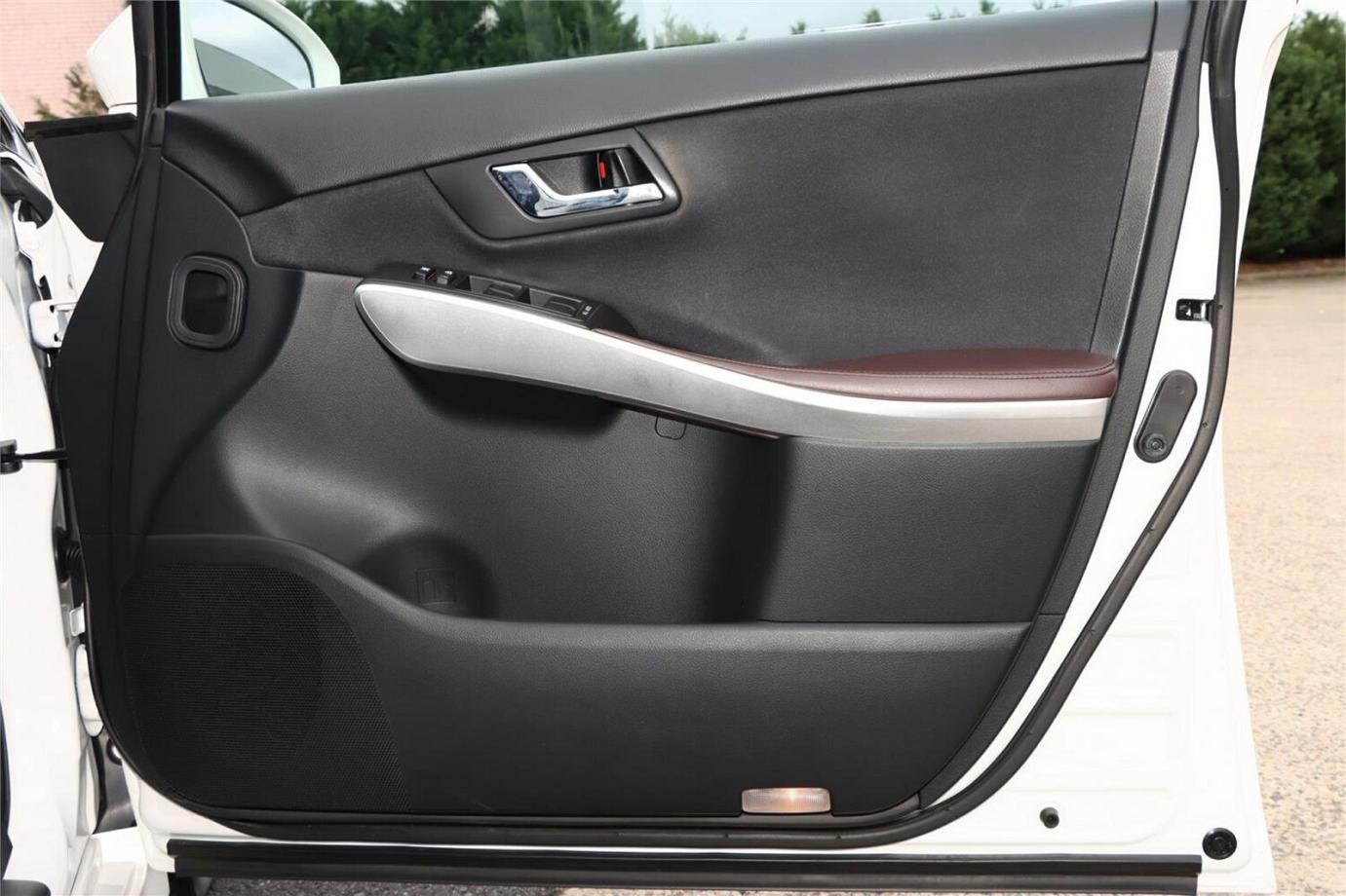2014 Toyota Sai S C Package (hybrid)-17