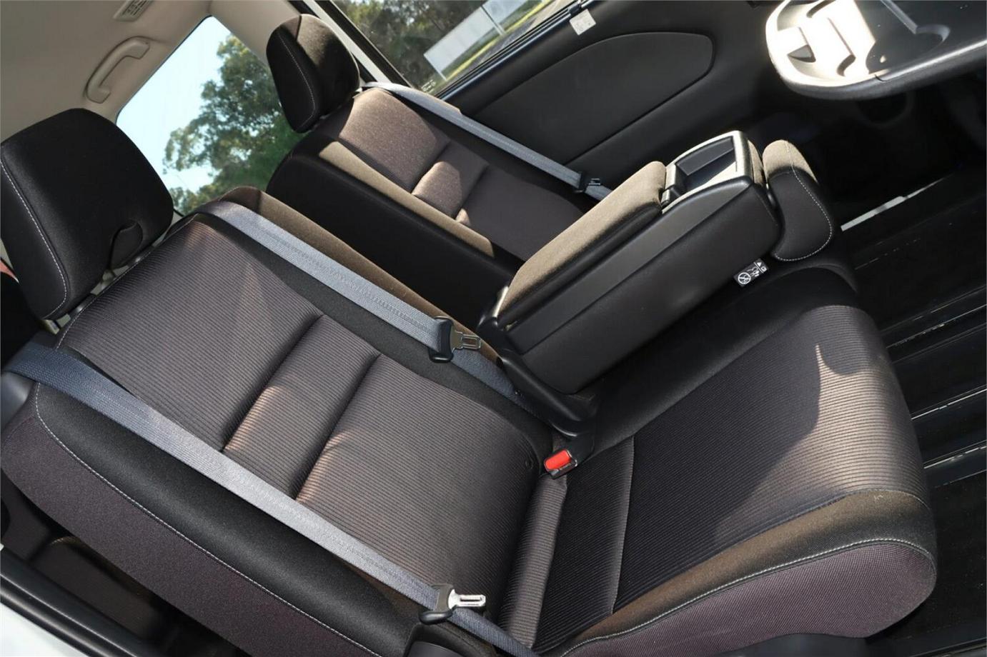 2017 Nissan Serena Highway Star (s-hybrid)-2