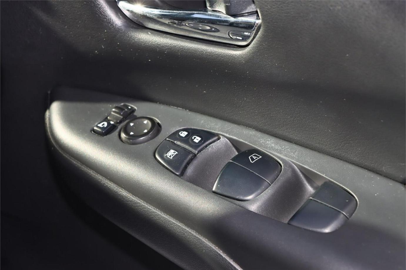 2017 Nissan Serena Highway Star (s-hybrid)-12
