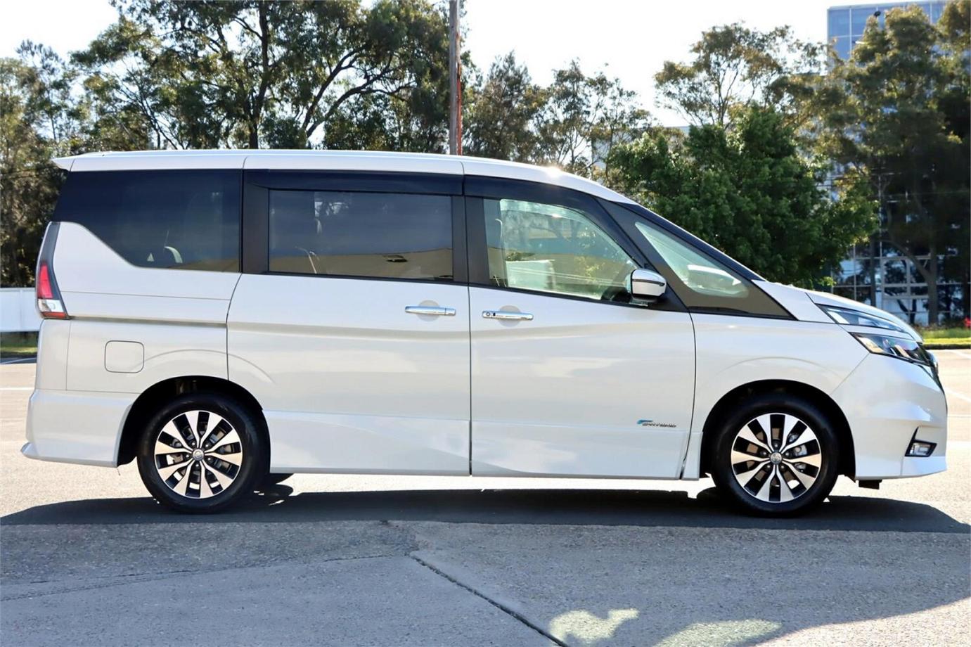 2017 Nissan Serena Highway Star (s-hybrid)-2