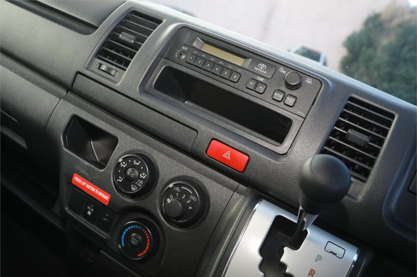 2017 Toyota Hiace Welcab-3