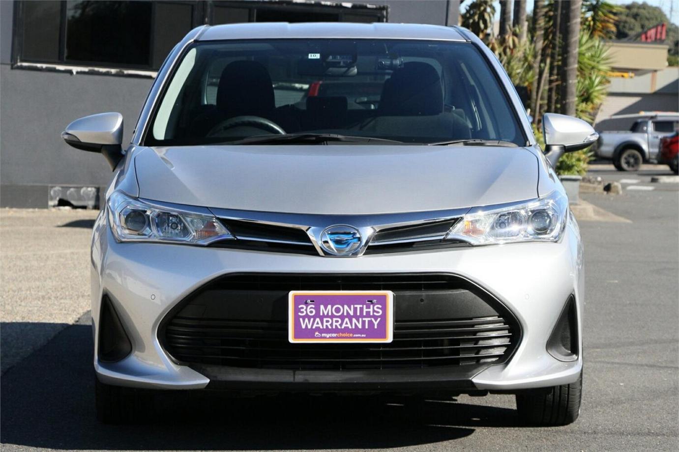 2018 Toyota Corolla Axio (hybrid)-3