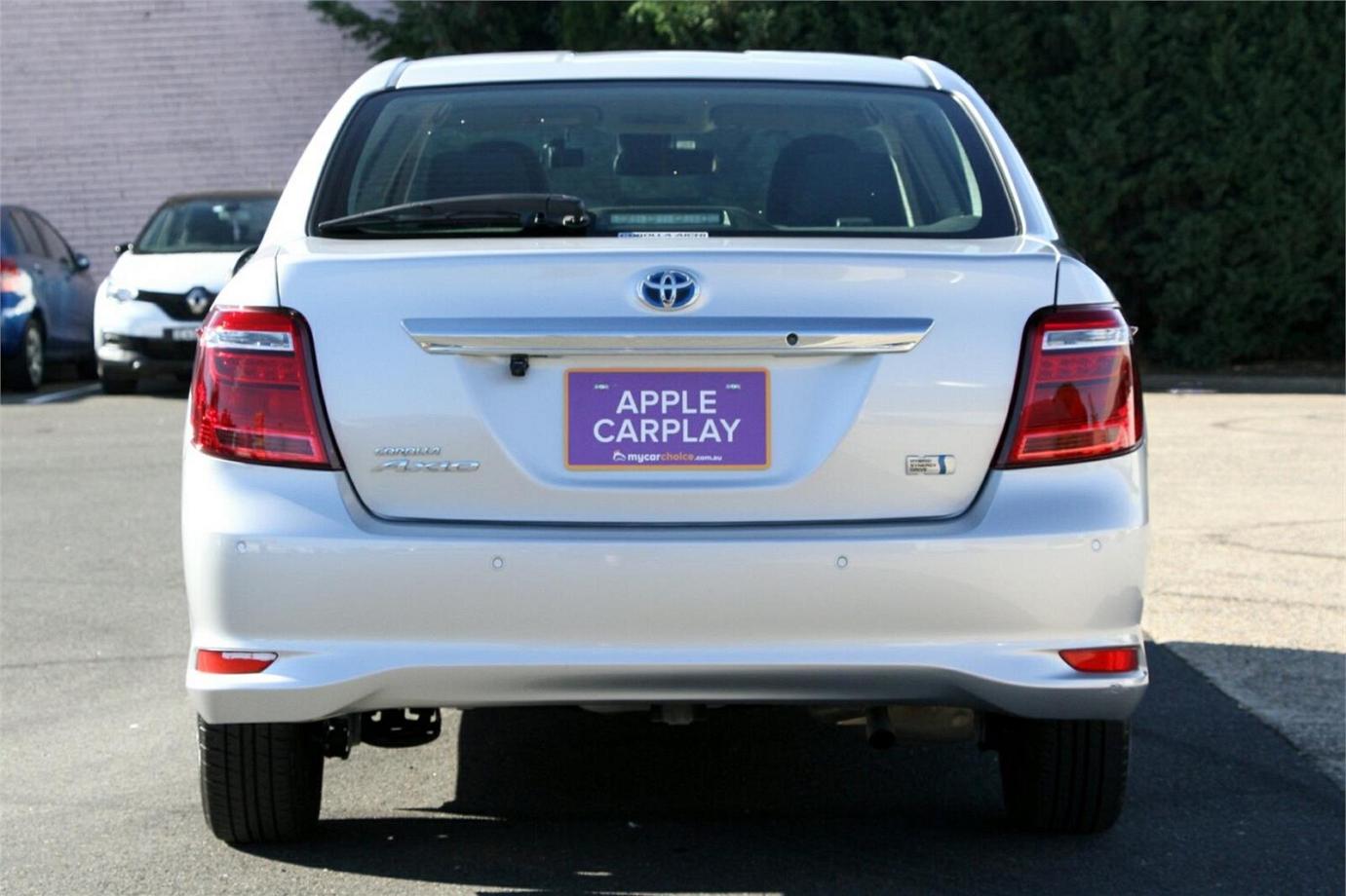 2018 Toyota Corolla Axio (hybrid)-4