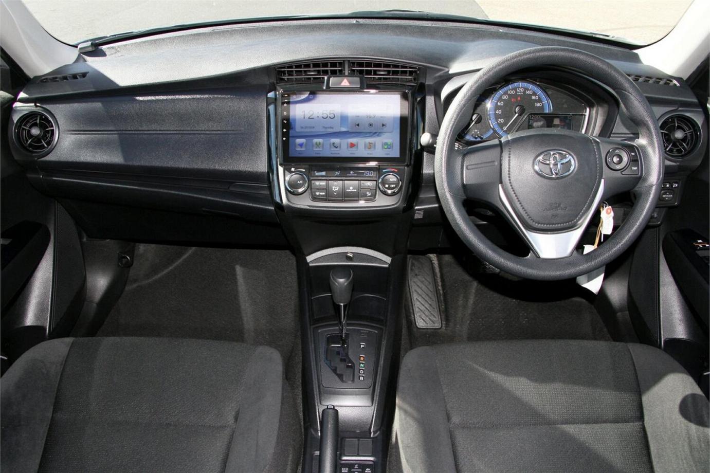 2018 Toyota Corolla Axio (hybrid)-15