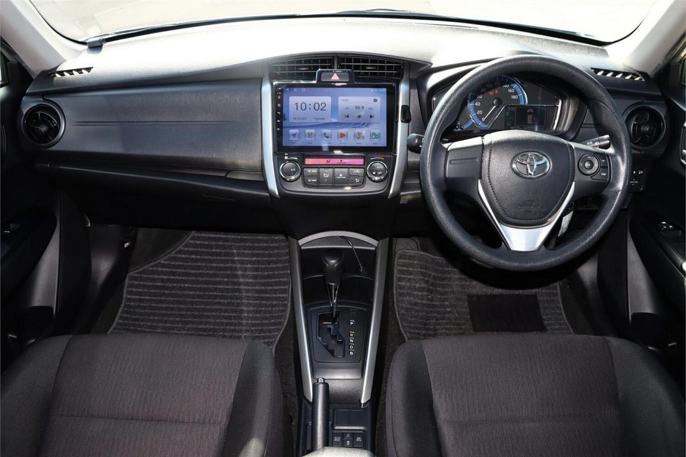 2015 Toyota Corolla Fielder Ex (hybrid)-15