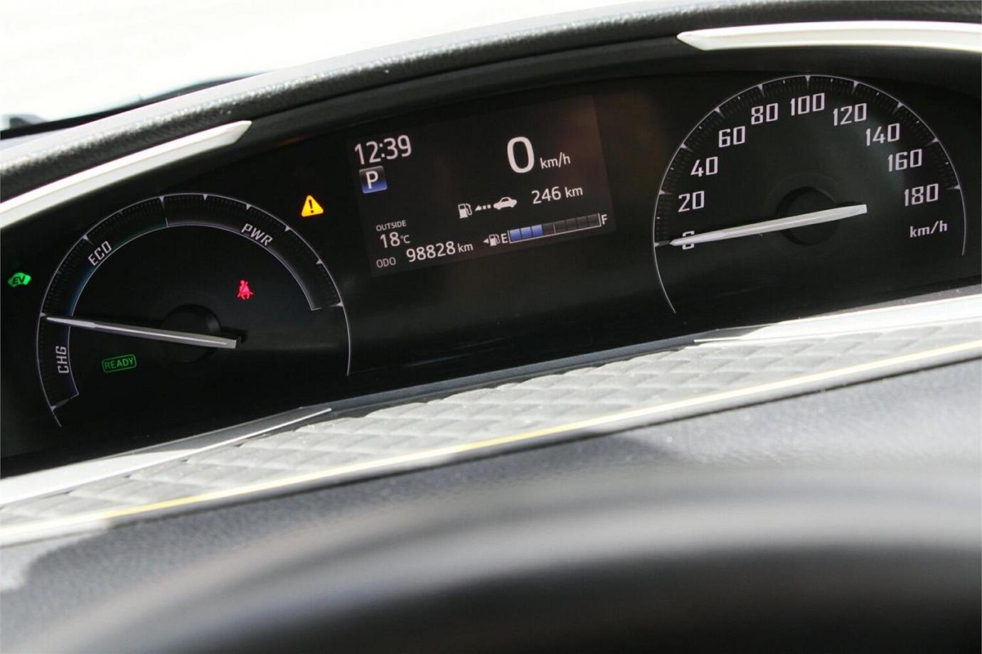 2016 Toyota Sienta G (hybrid)-4