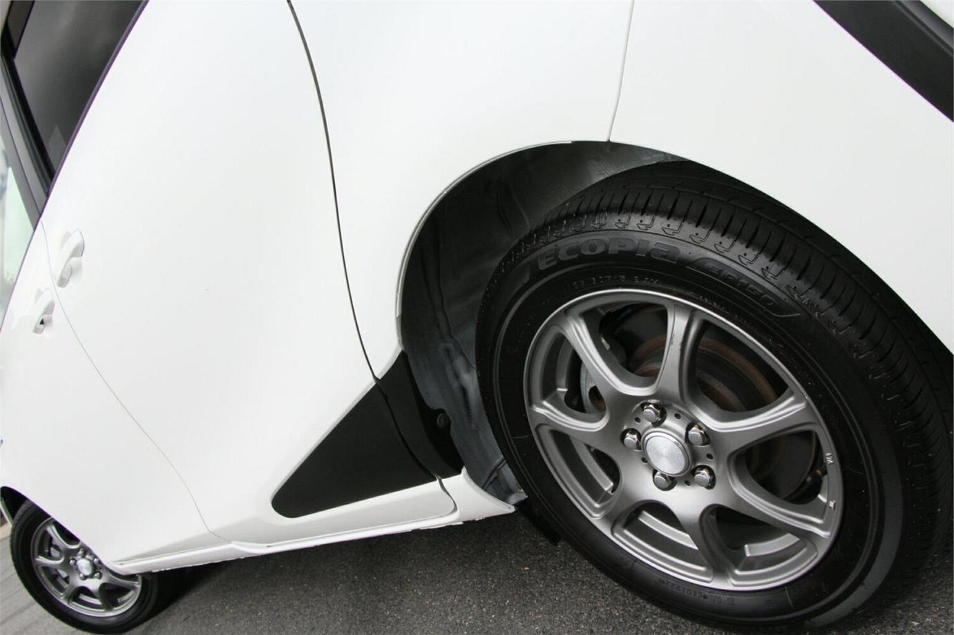 2016 Toyota Sienta G (hybrid)-23