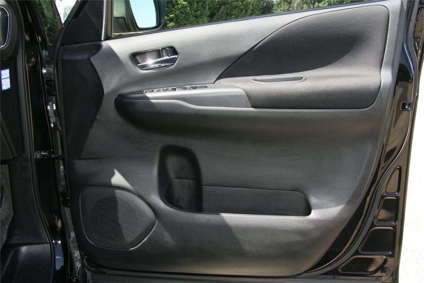 2018 Nissan Serena Highway Star V Selection (s-hybrid)-25