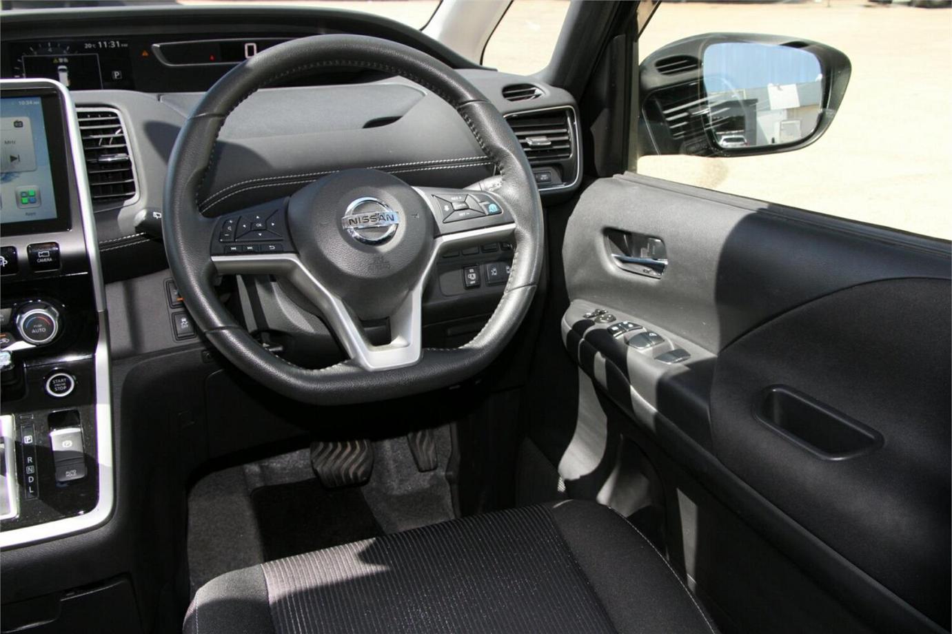 2018 Nissan Serena Highway Star V Selection (s-hybrid)-27