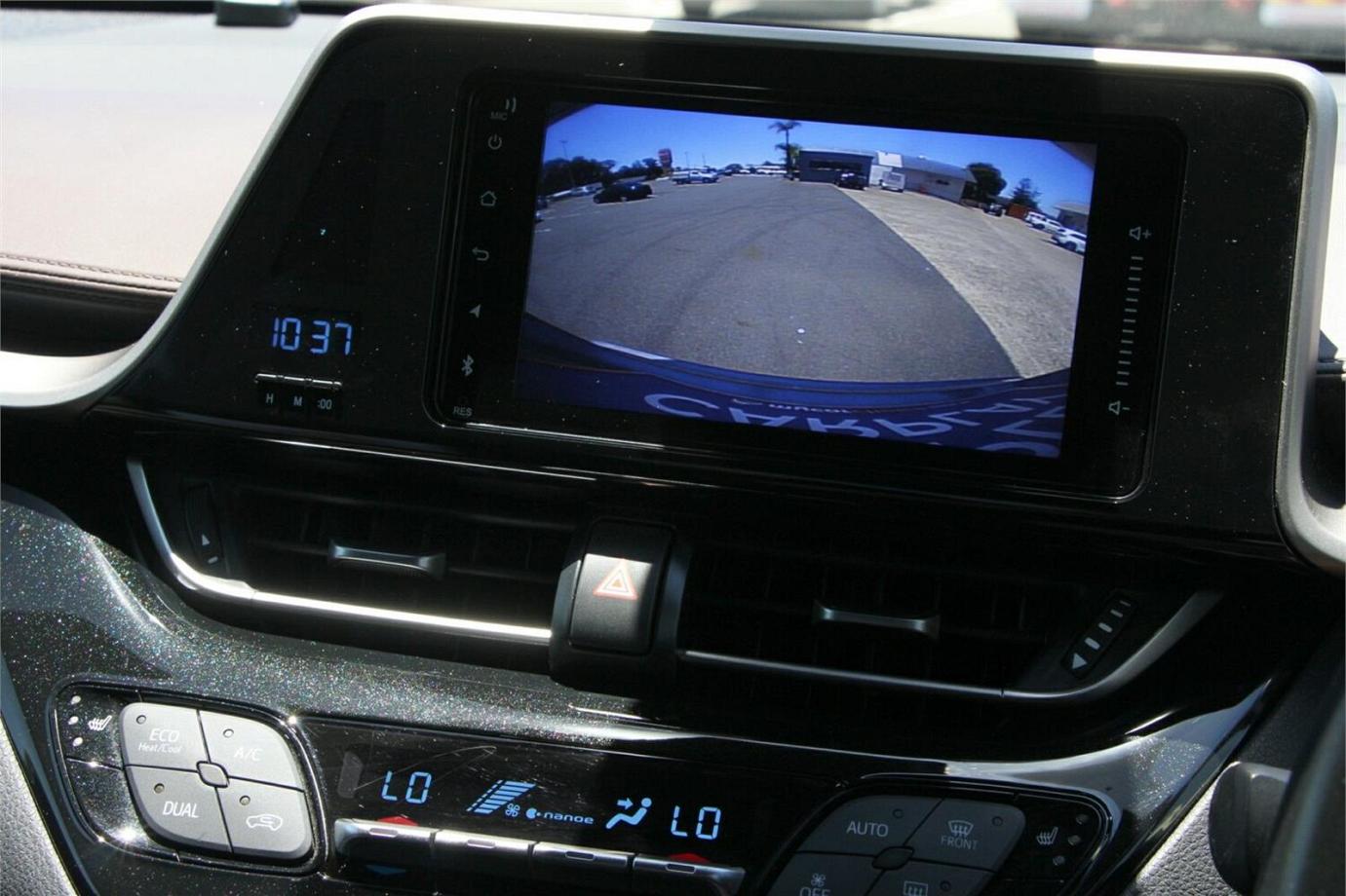 2017 TOYOTA C-HR G (HYBRID)-6