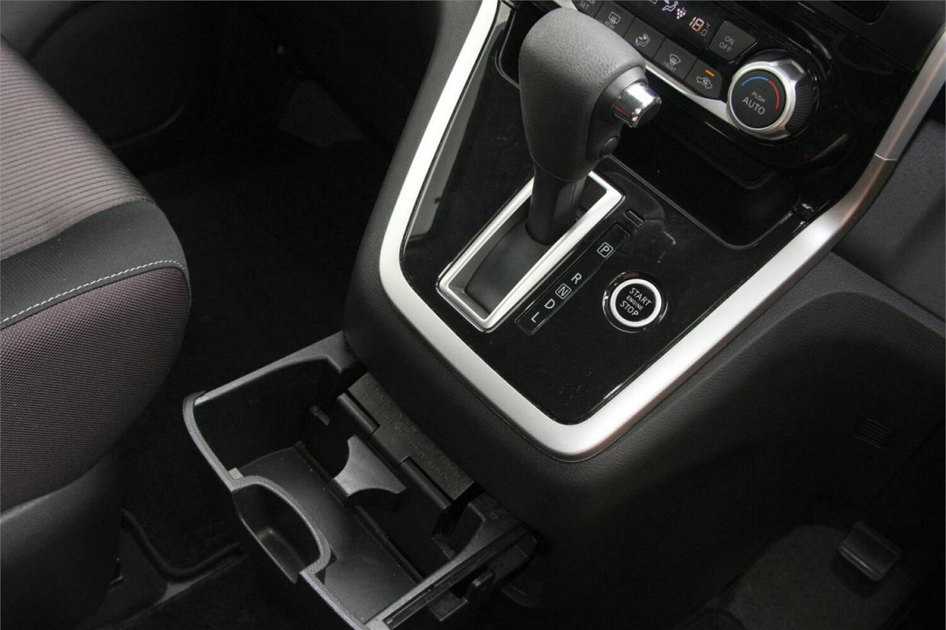 2017 Nissan Serena Highway Star (s-hybrid)-7
