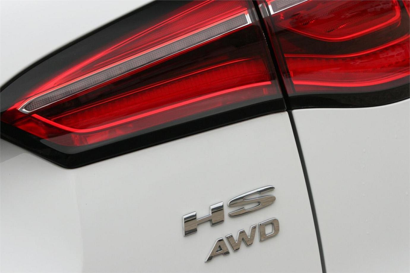 2022 Mg Hs Excite X-6