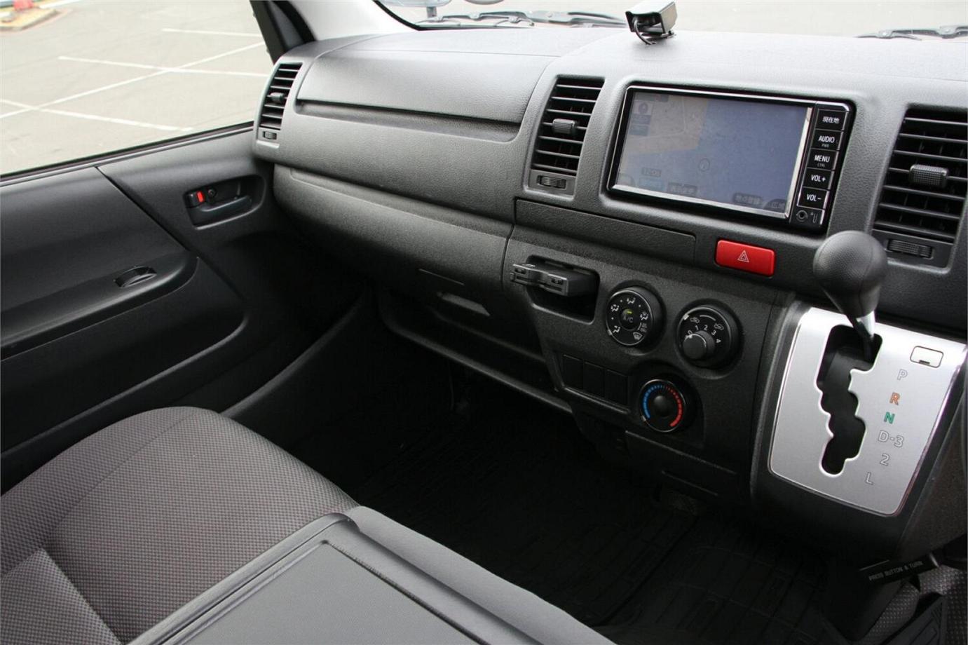 2017 Toyota Hiace Dx-3