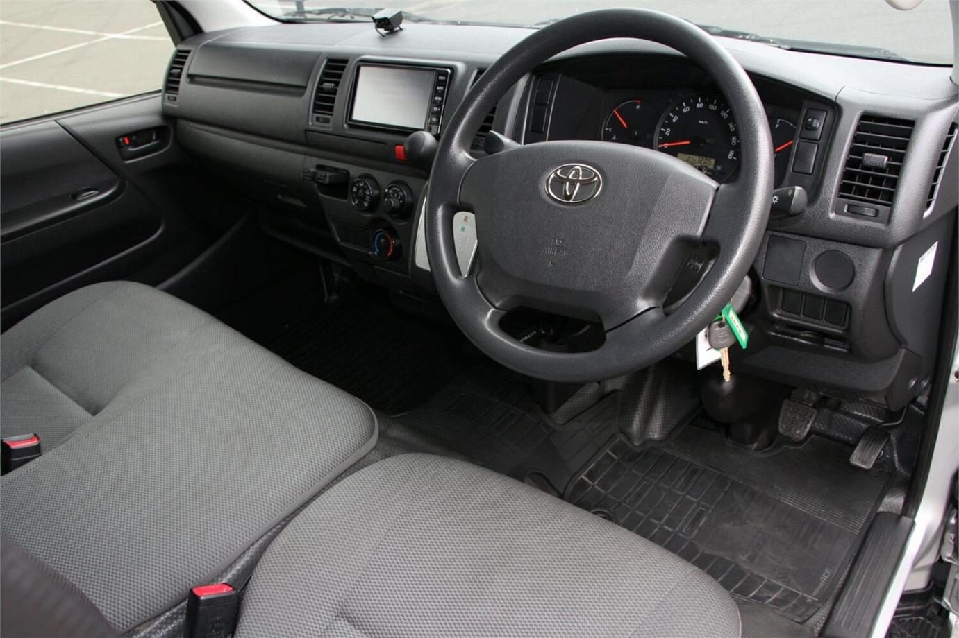 2017 Toyota Hiace Dx-12
