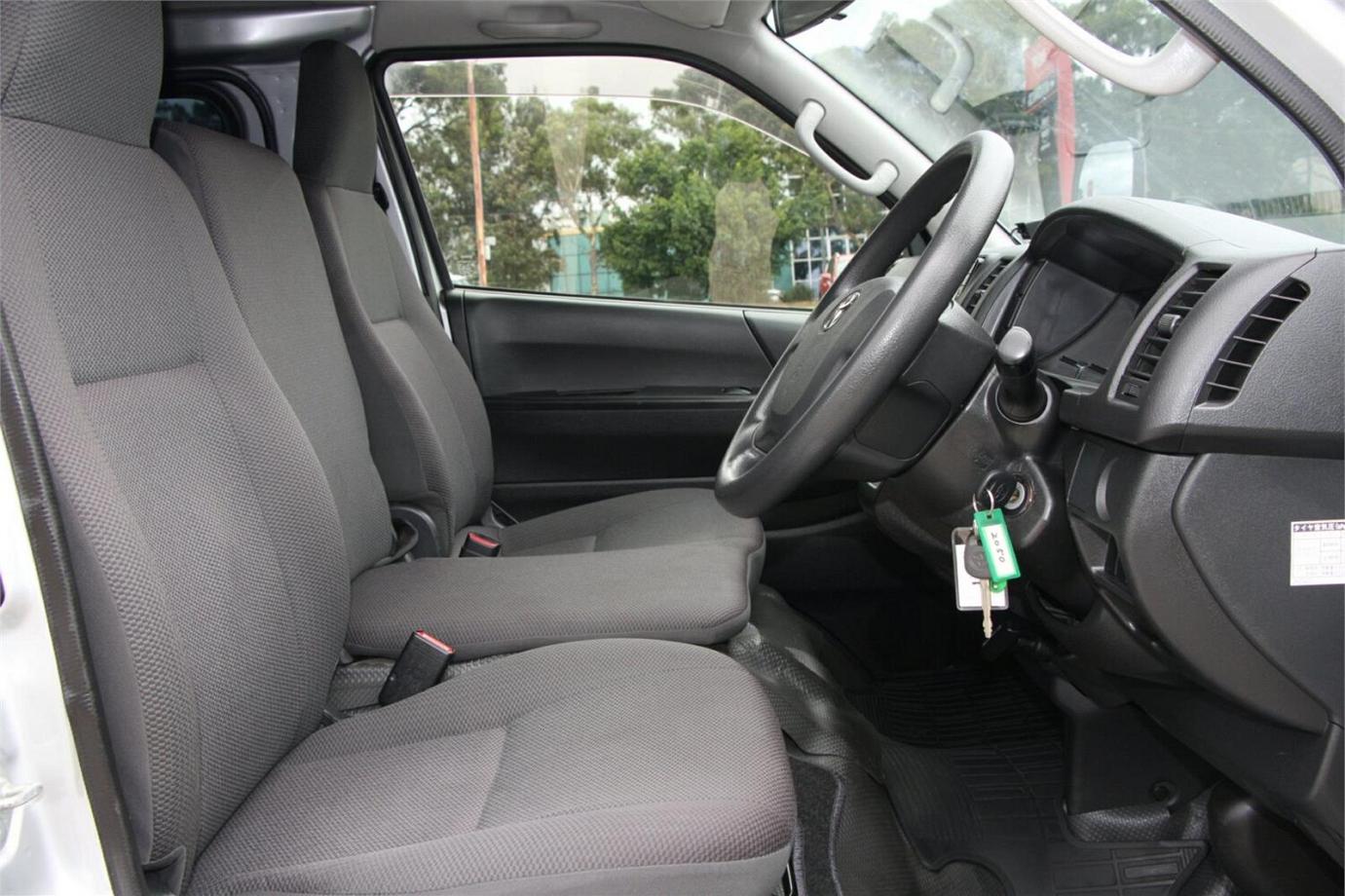 2017 Toyota Hiace Dx-14