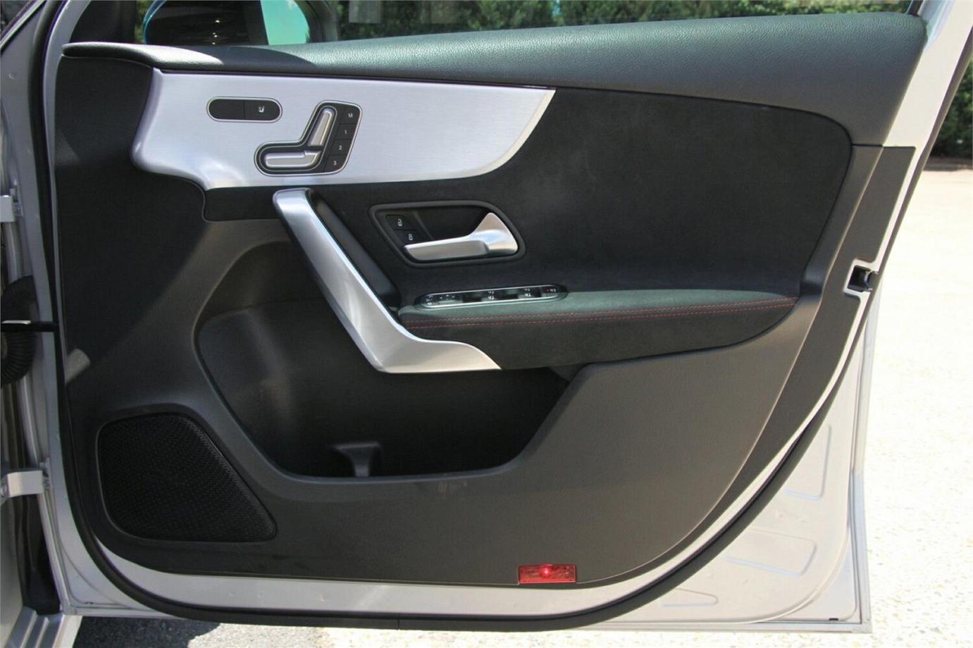 2018 Mercedes-benz A-class A200-19
