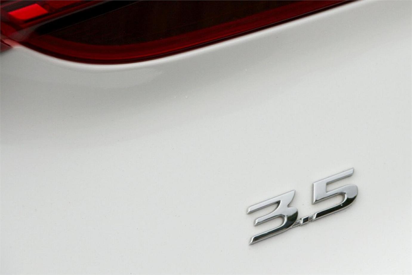 2022 Hyundai Santa Fe-17