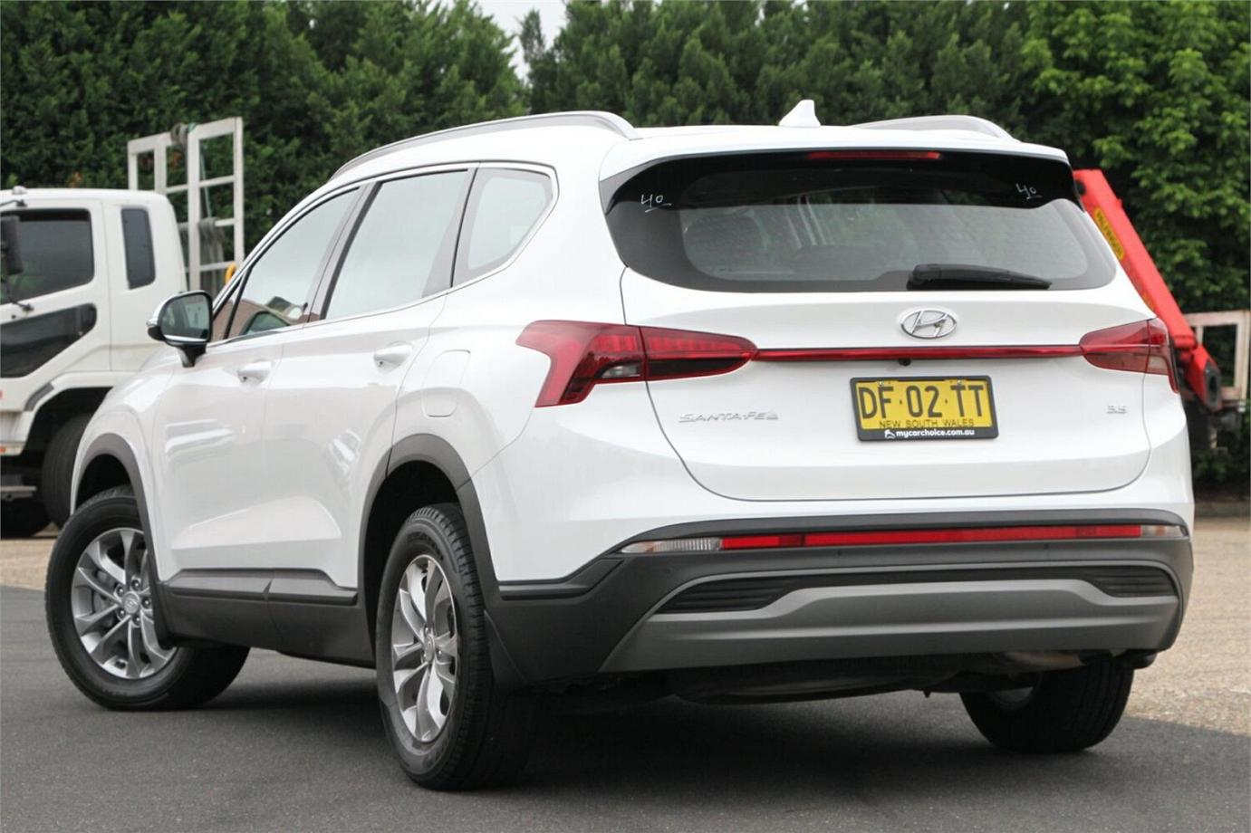 2022 Hyundai Santa Fe-19