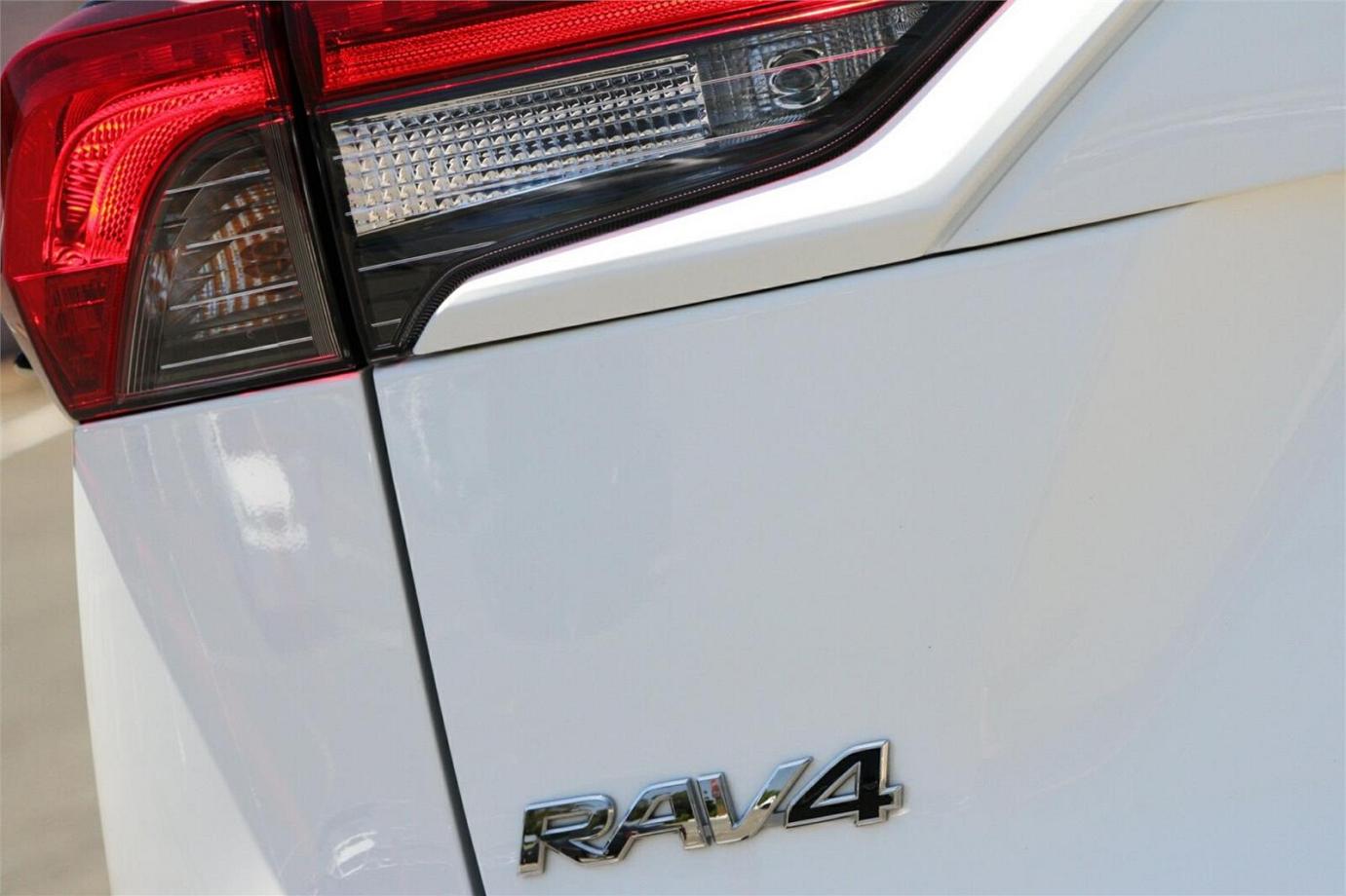 2022 TOYOTA RAV4 GX-7