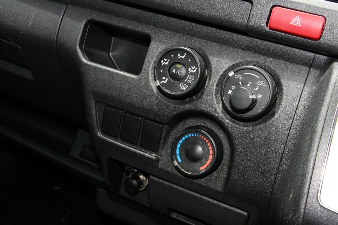 2017 Toyota Hiace Dx (camper Kit)-14
