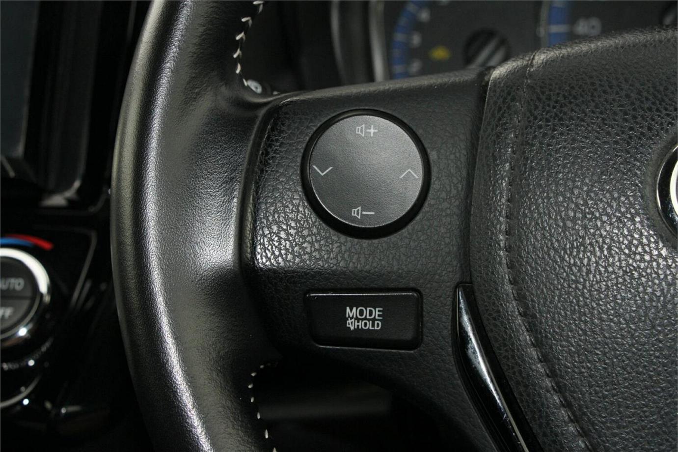 2015 Toyota Corolla Fielder Wxb (hybrid)-8