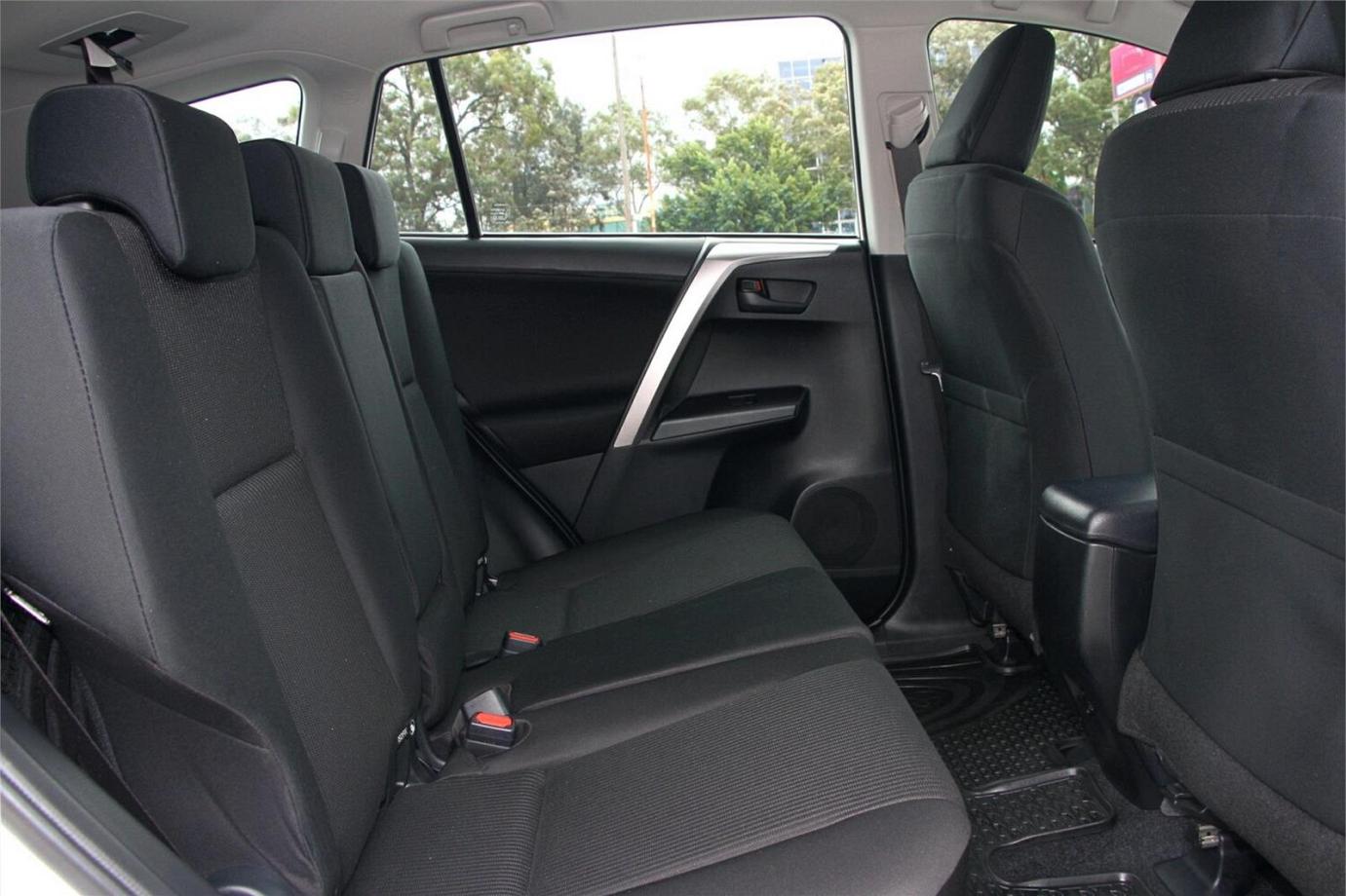 2018 TOYOTA RAV4 GX-2