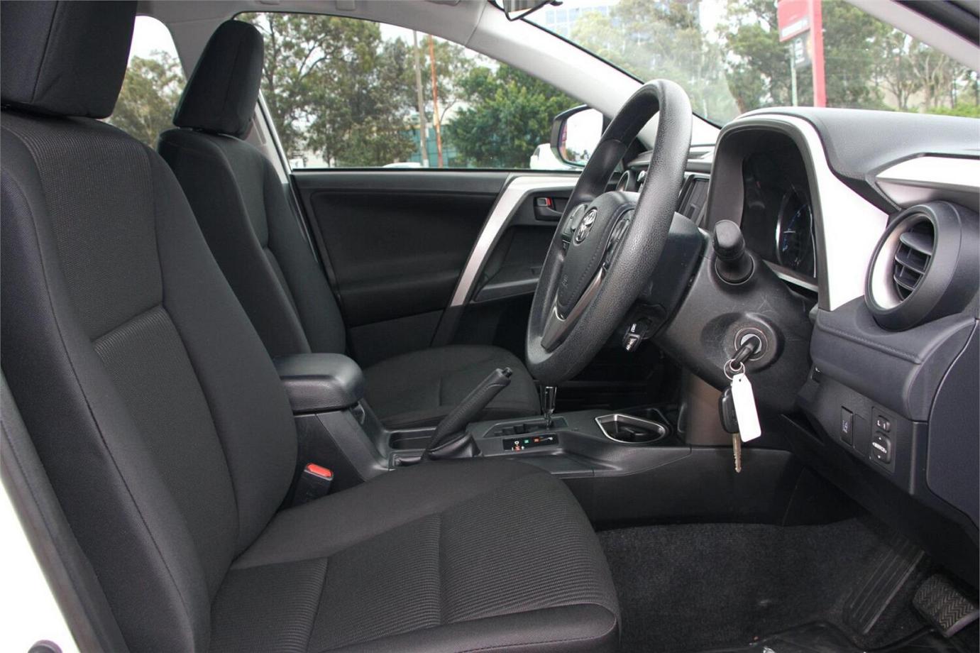 2018 TOYOTA RAV4 GX-24