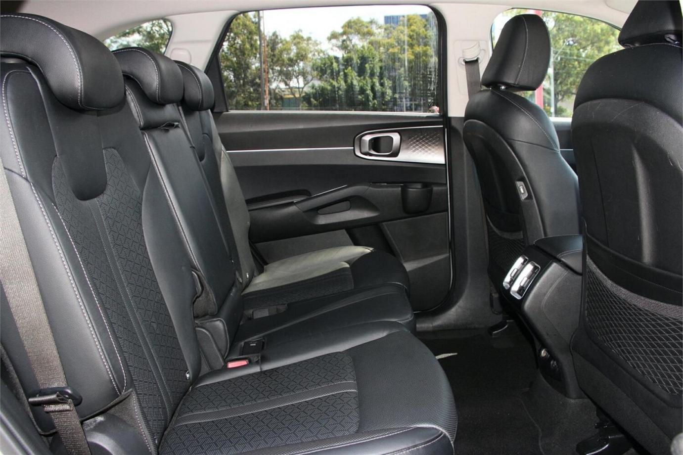 2020 Kia Sorento Sport+-26