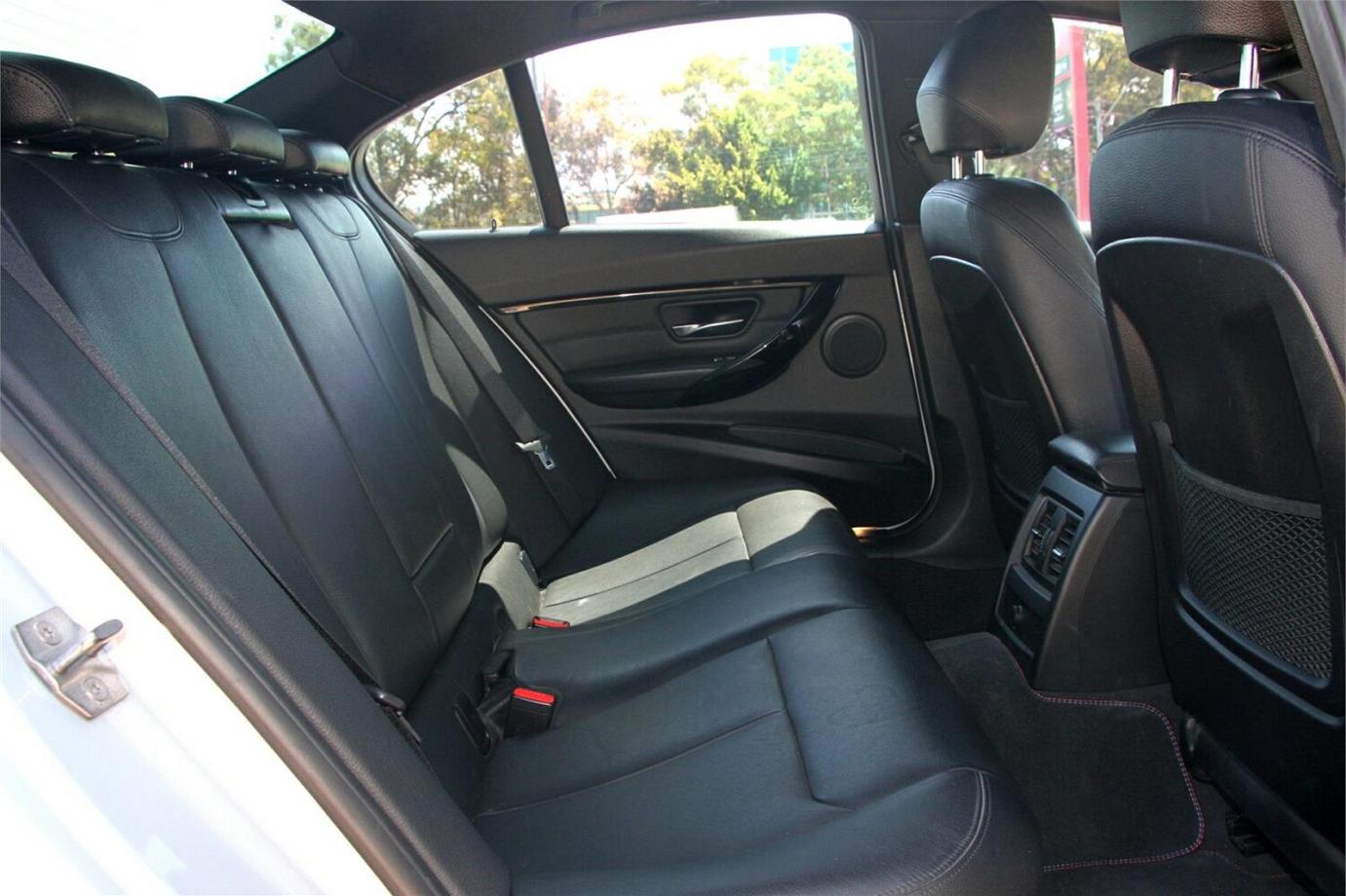 2015 Bmw 3 Series 330i M Sport-2