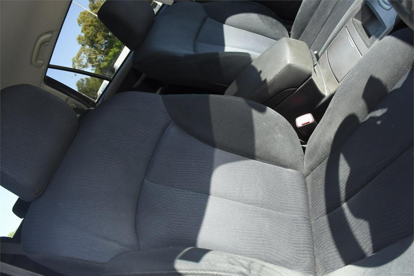 2012 Subaru Outback 2.5i-2