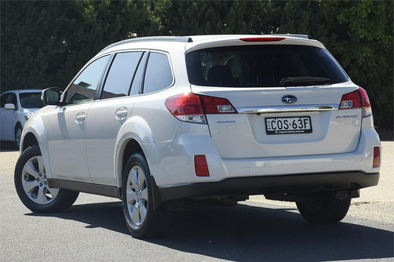 2012 Subaru Outback 2.5i-20
