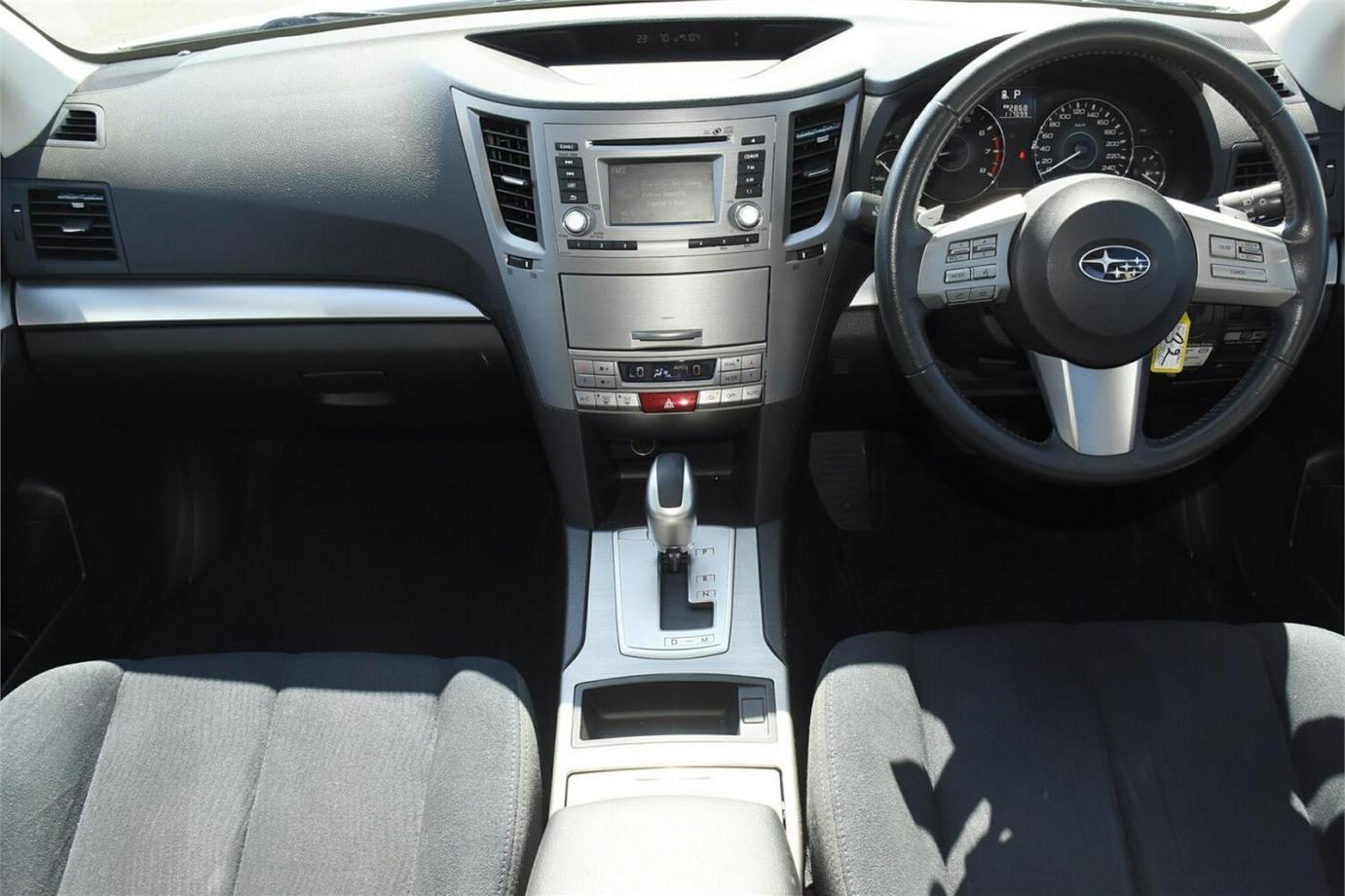 2012 Subaru Outback 2.5i-23