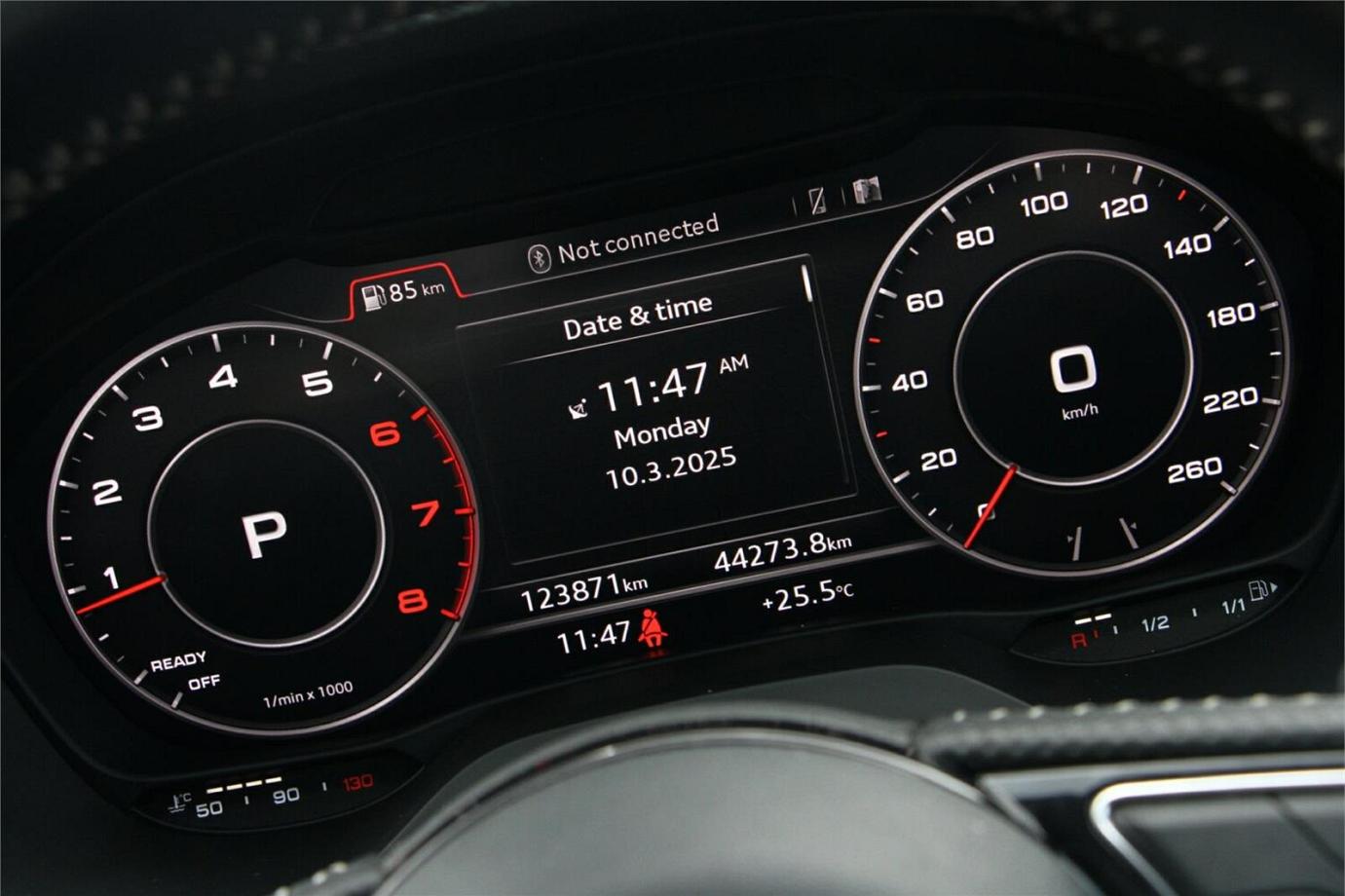 2017 Audi Q2 Sport-4