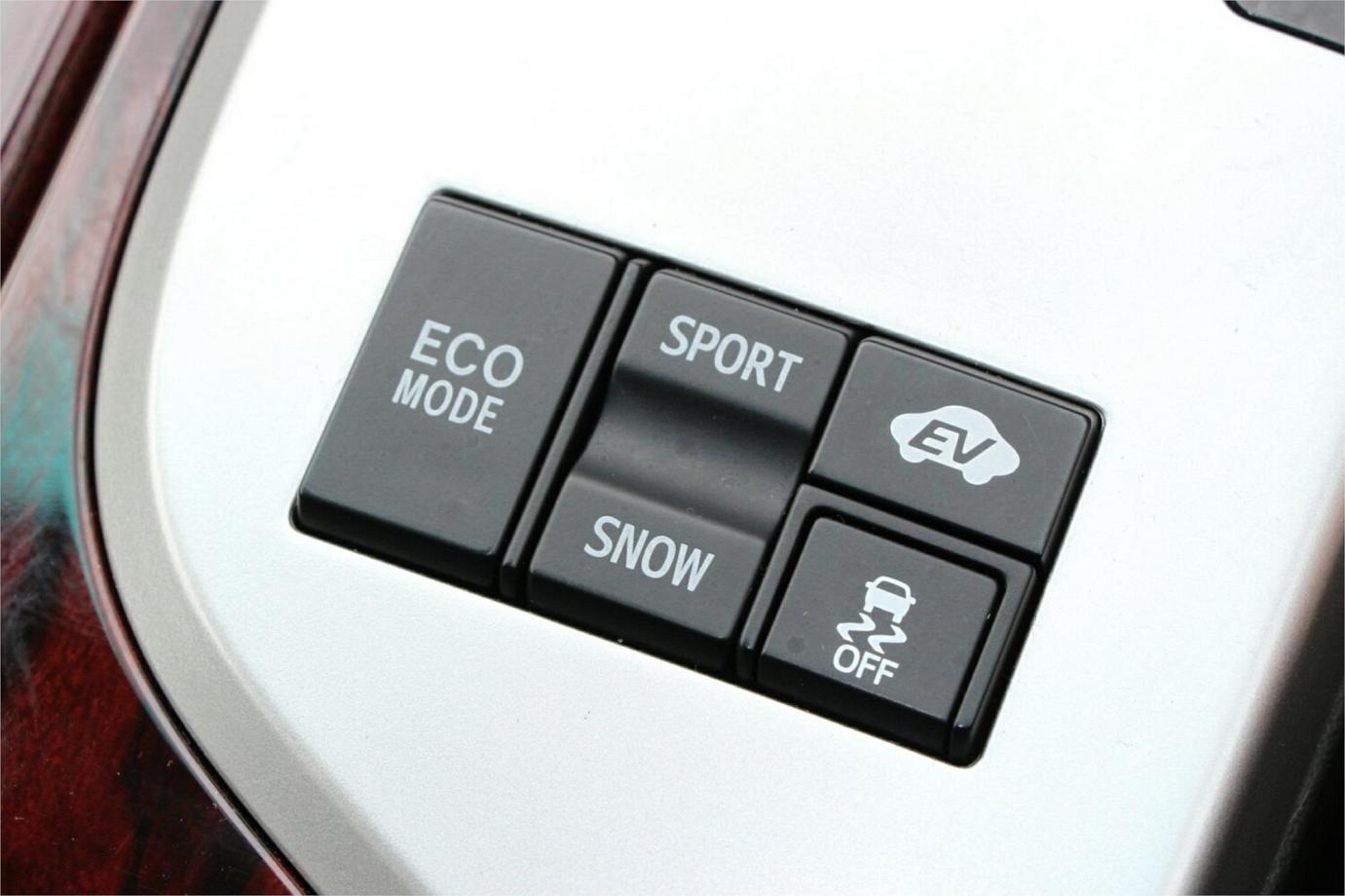 2010 Toyota Crown G (hybrid)-7