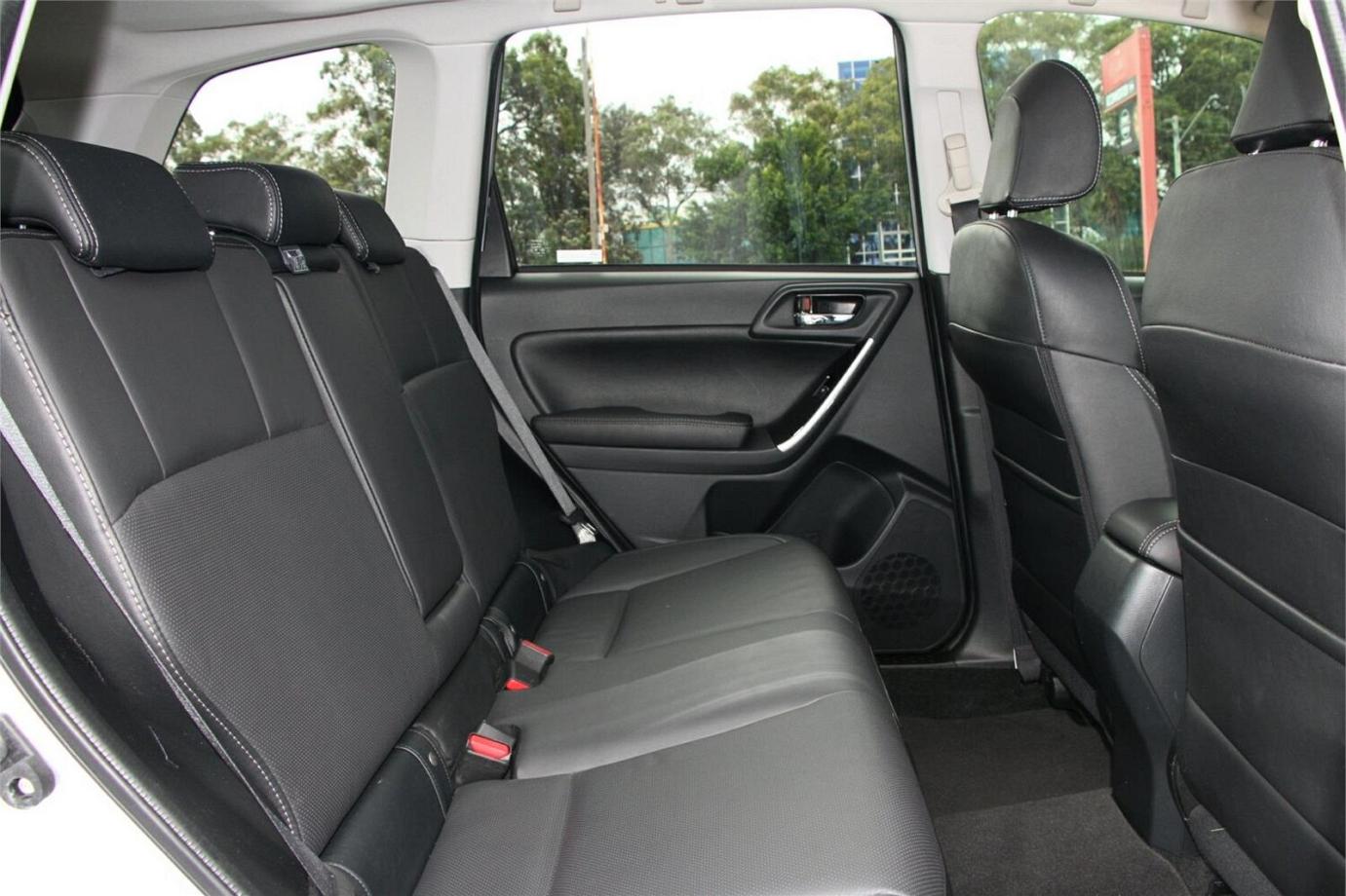 2016 Subaru Forester 2.5i-s-2