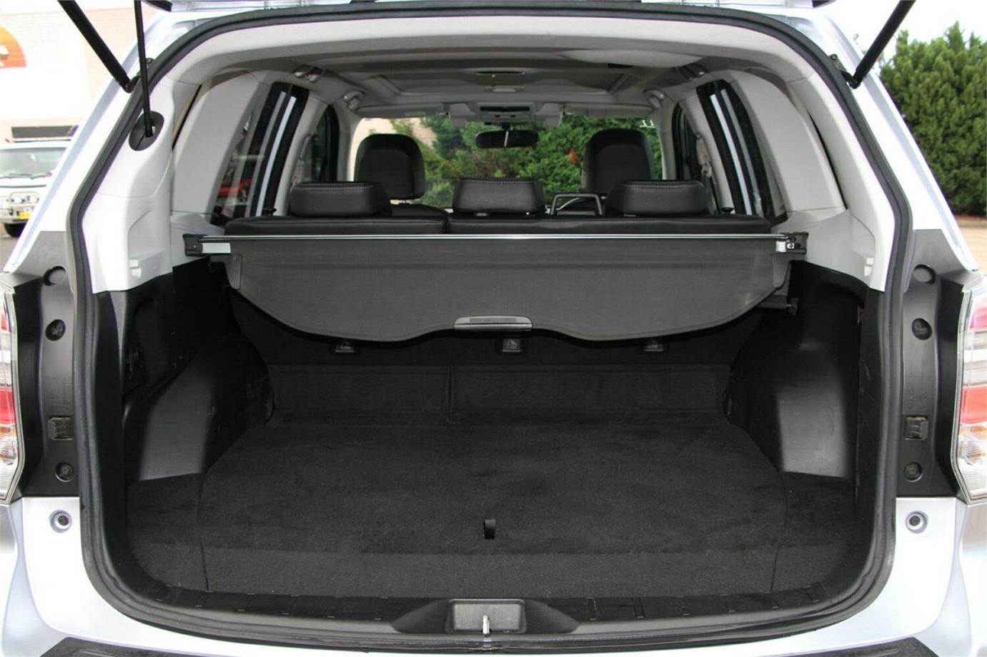2016 Subaru Forester 2.5i-s-16