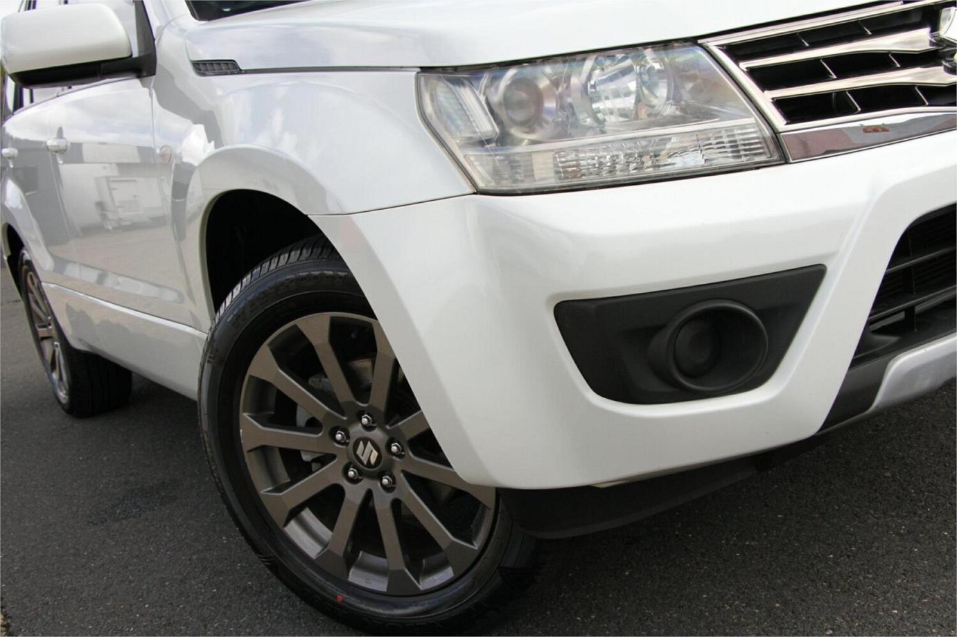 2016 Suzuki Grand Vitara Navigator-12