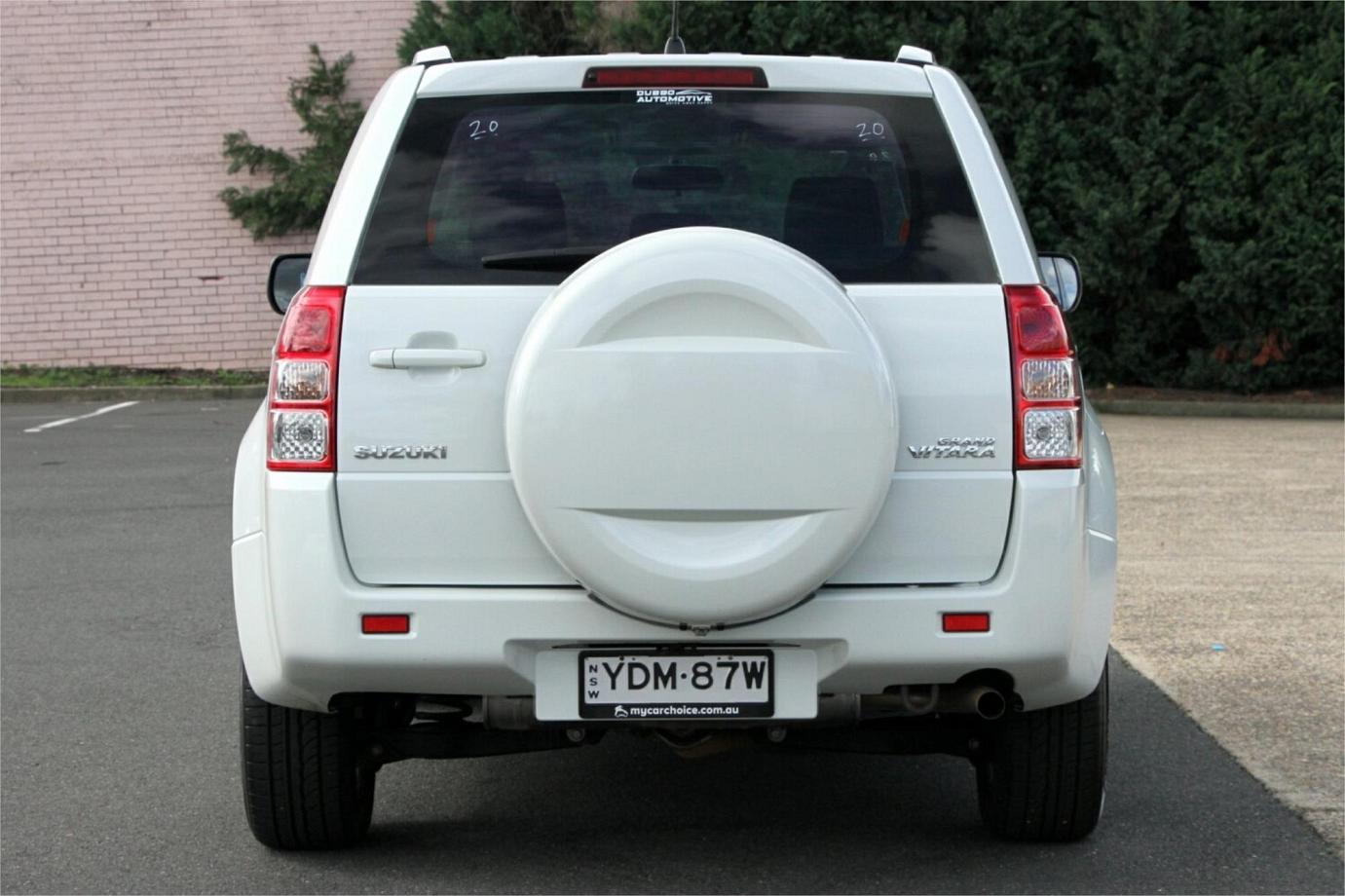2016 Suzuki Grand Vitara Navigator-15