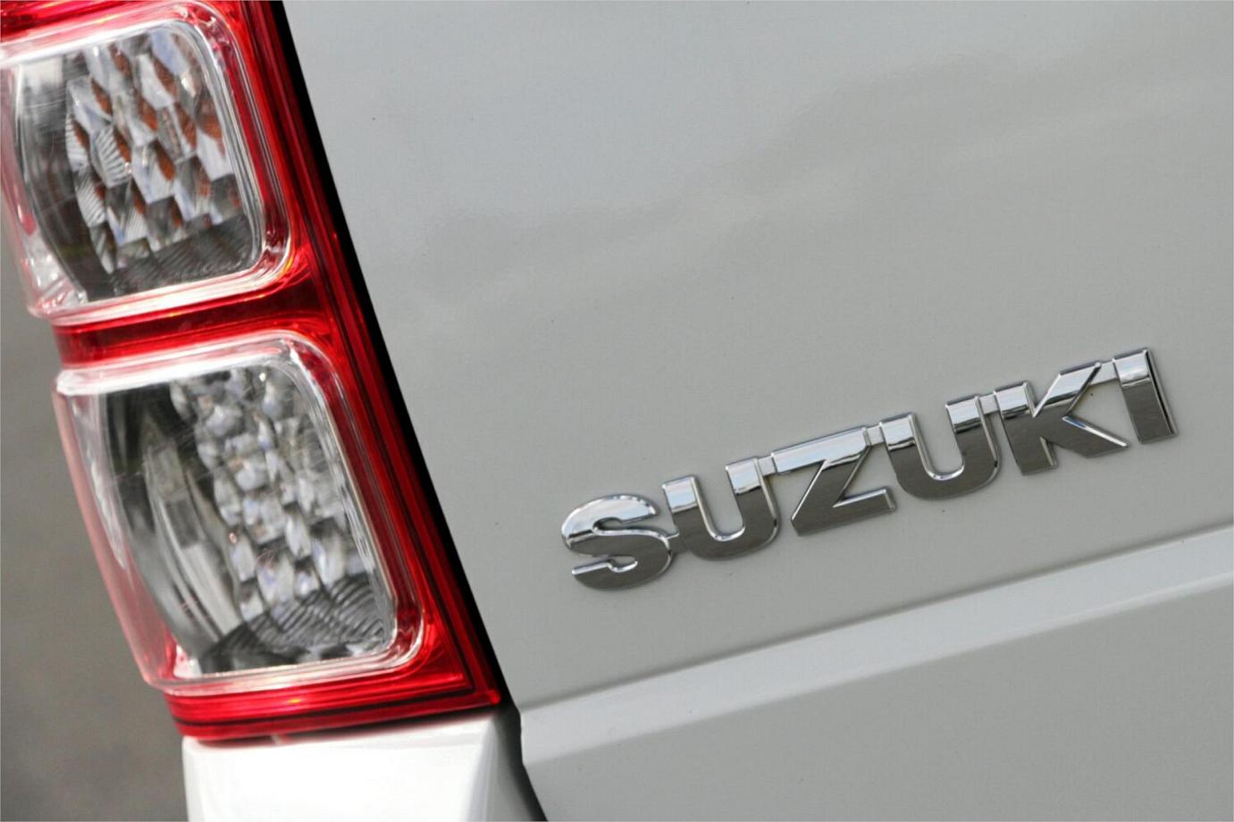 2016 Suzuki Grand Vitara Navigator-18