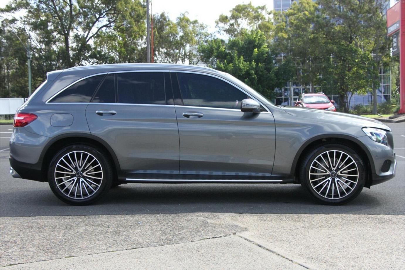 2016 Mercedes-benz Glc-class Glc250-13