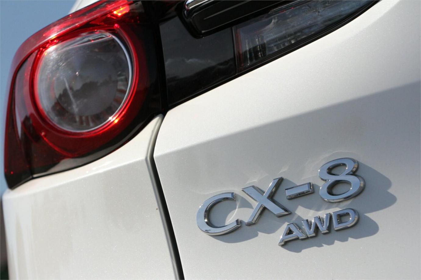 2022 Mazda Cx-8 Sport-17