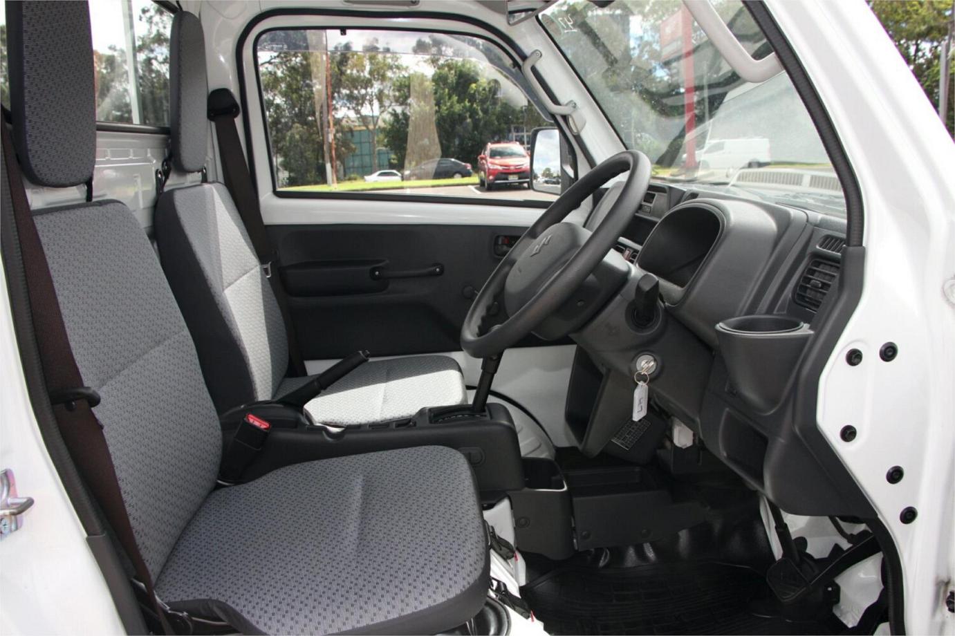 2023 Suzuki Carry Kc-23