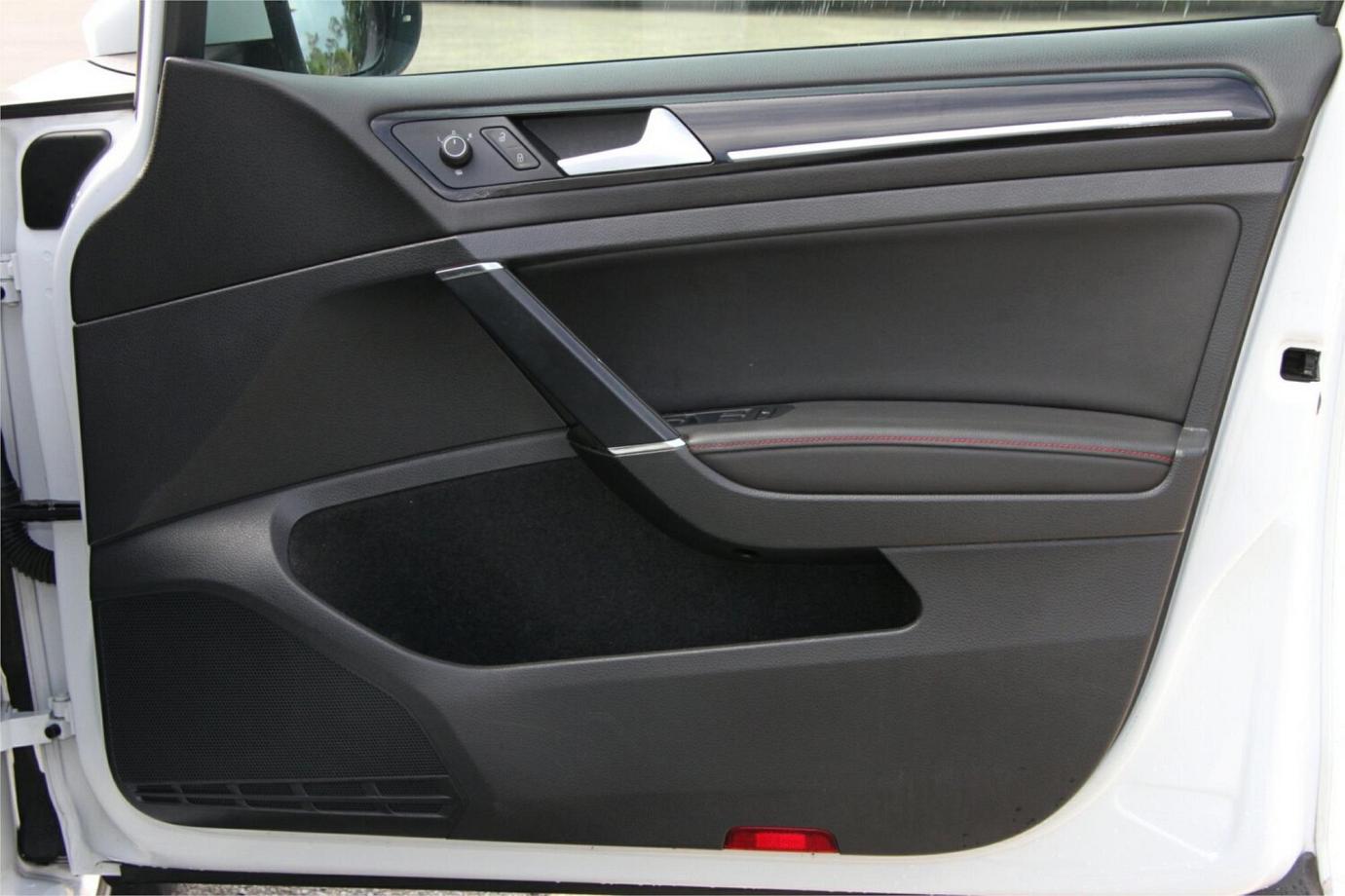 2015 Volkswagen Golf Gti-21