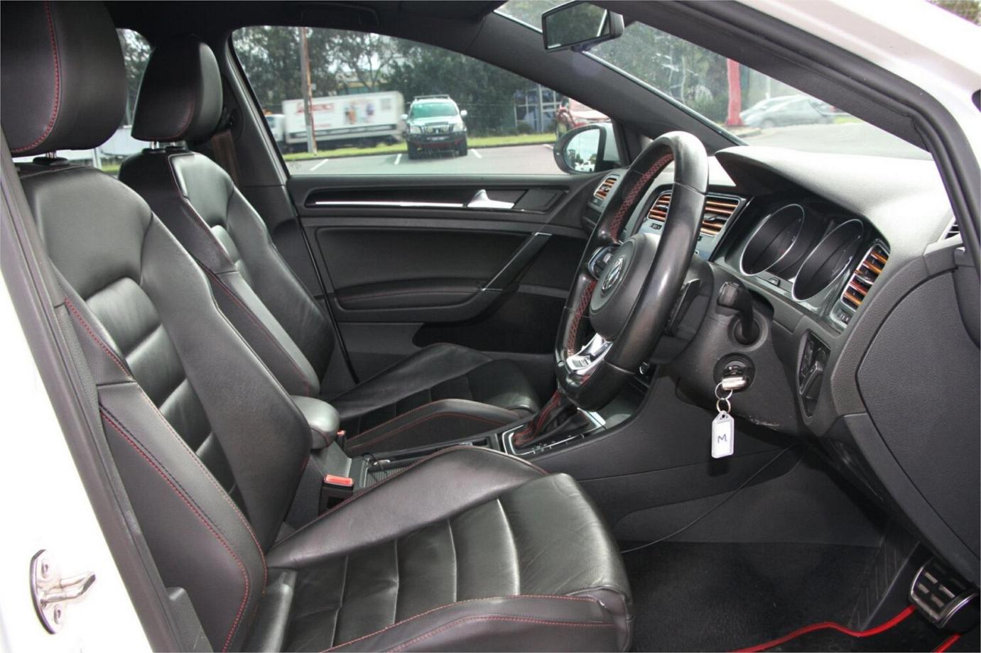 2015 Volkswagen Golf Gti-24