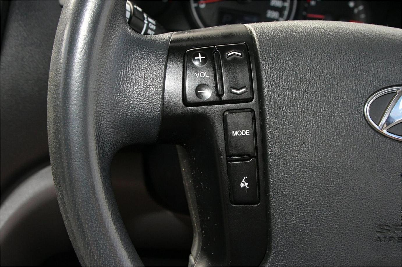 2019 Hyundai Iload-8 2019 Hyundai Iload-8