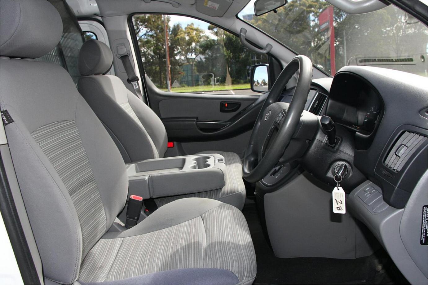 2019 Hyundai Iload-25 2019 Hyundai Iload-25