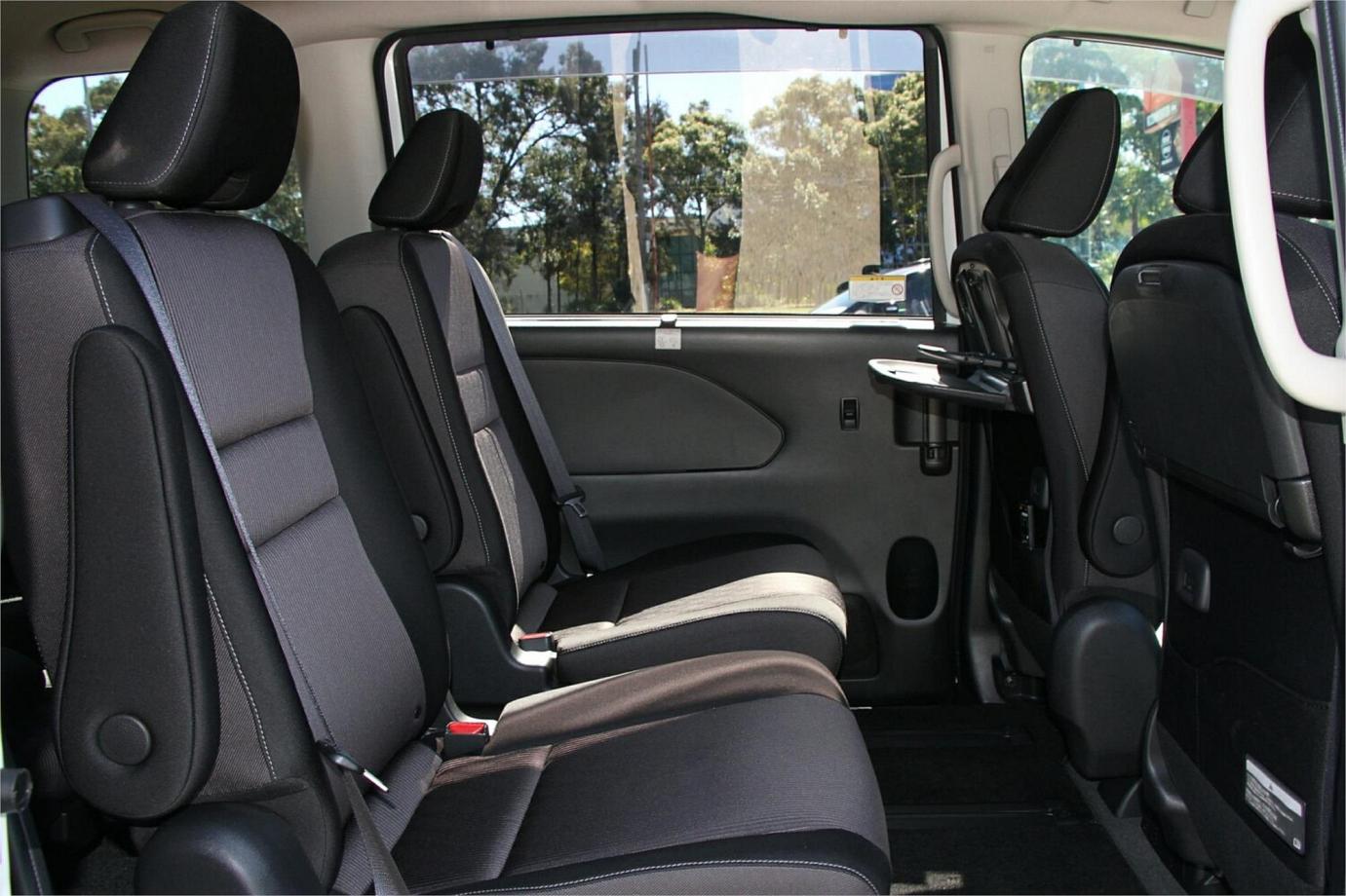 2020 Nissan Serena E- Power (highway Star)-26